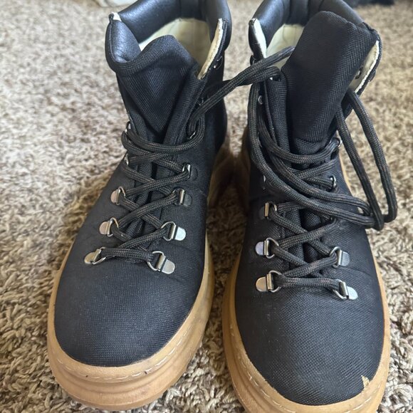 Stylish Black Lace-Up Boots for Women - Picture 2 of 5